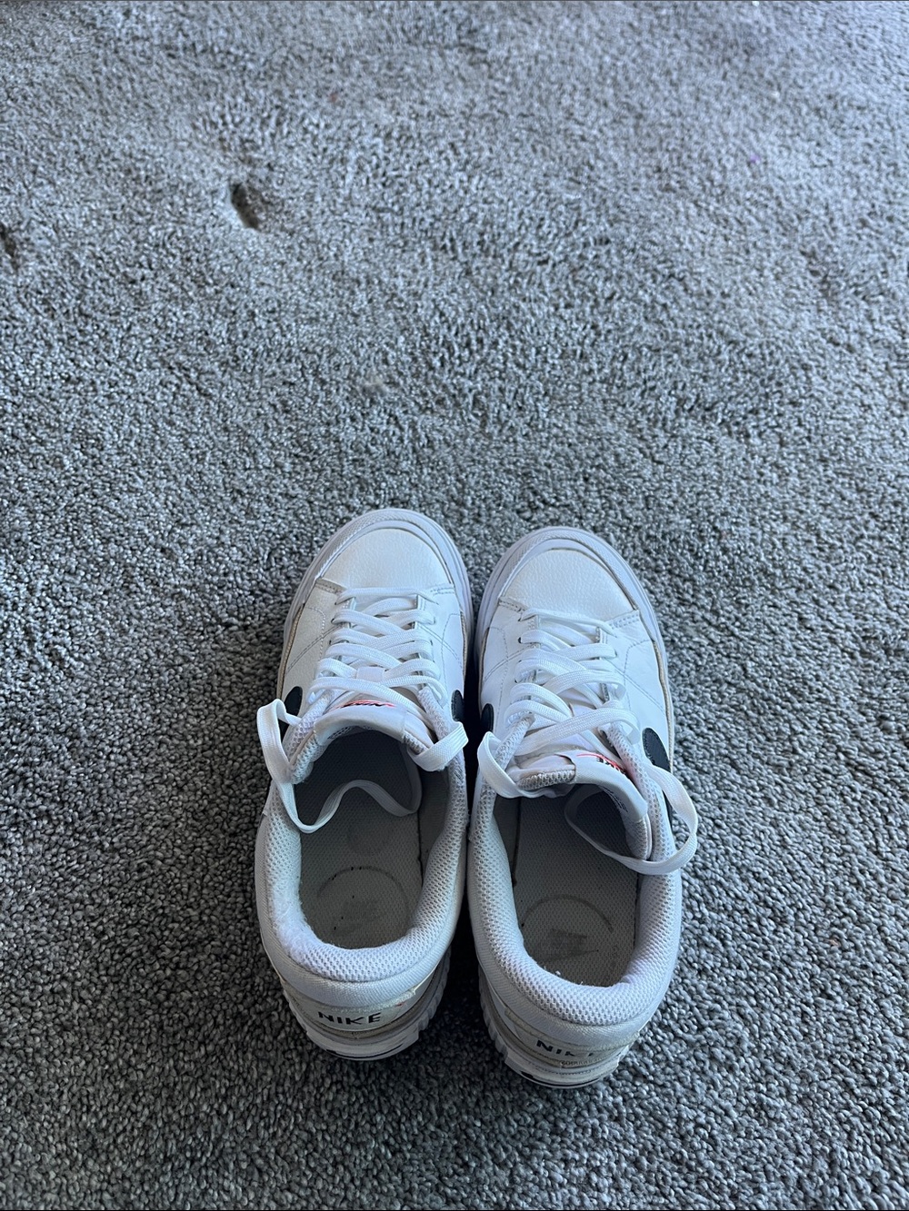 Nike White Low-Top Sneakers with Black Swoosh and Red Logo - Picture 2 of 5